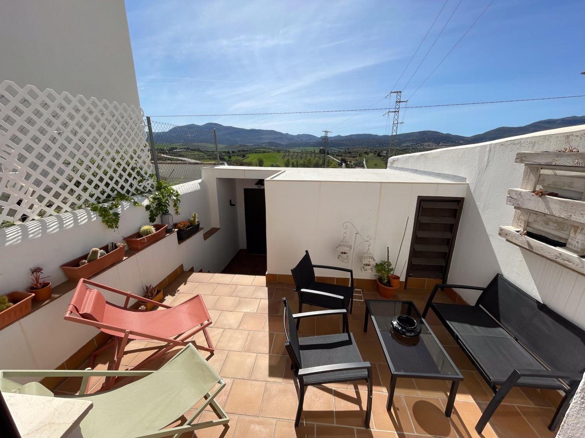 Loft'N Love With Parking And Views Ronda Luaran gambar